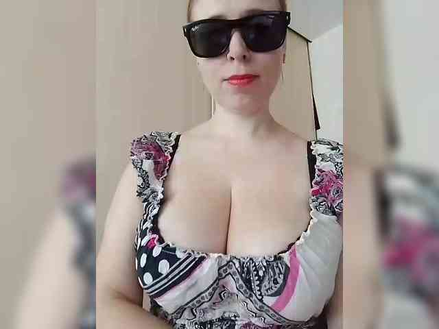 Dashulya666 webcam