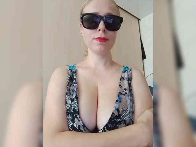 Dashulya666 webcam