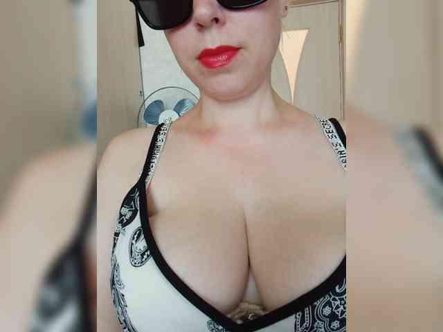 Dashulya666 webcam