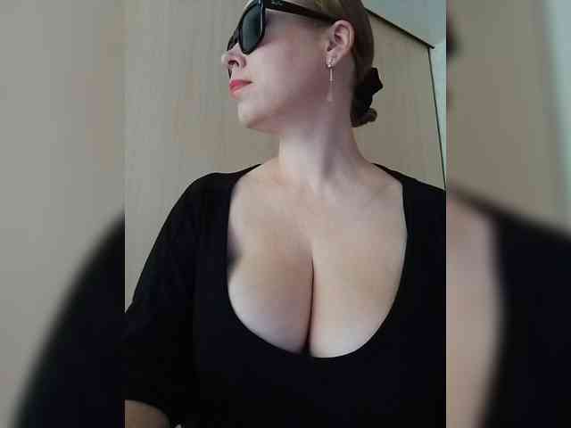 Dashulya666 webcam