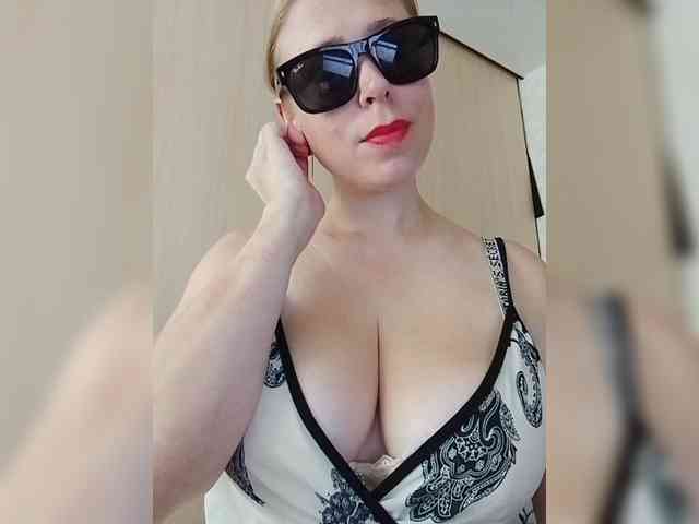 Dashulya666 webcam