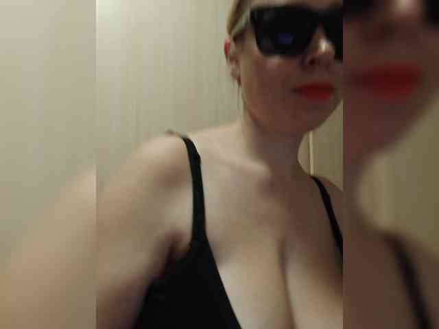 Dashulya666 webcam