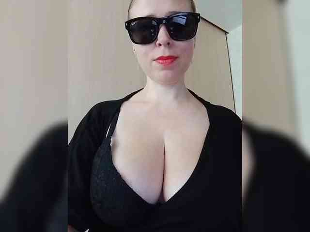 Dashulya666 webcam