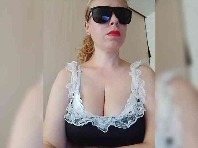 Dashulya666 webcam