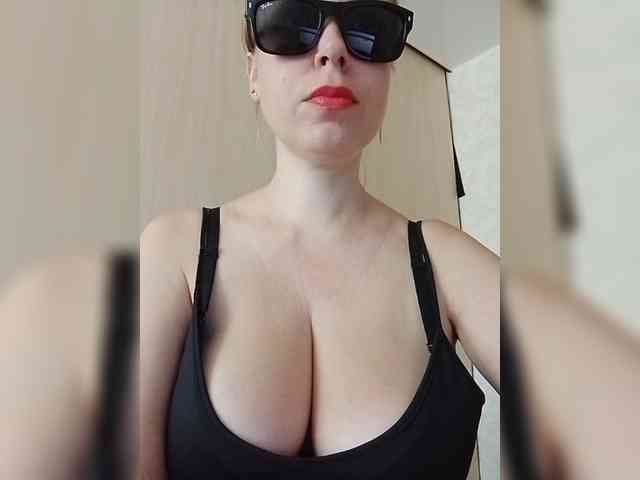 Dashulya666 webcam