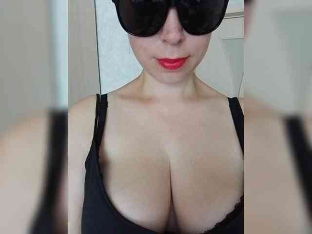 Dashulya666 webcam
