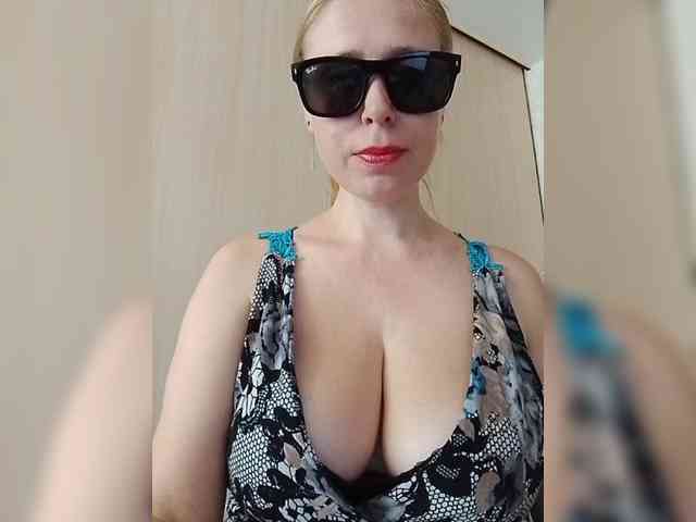 Dashulya666 webcam