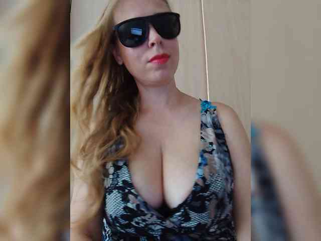 Dashulya666 webcam
