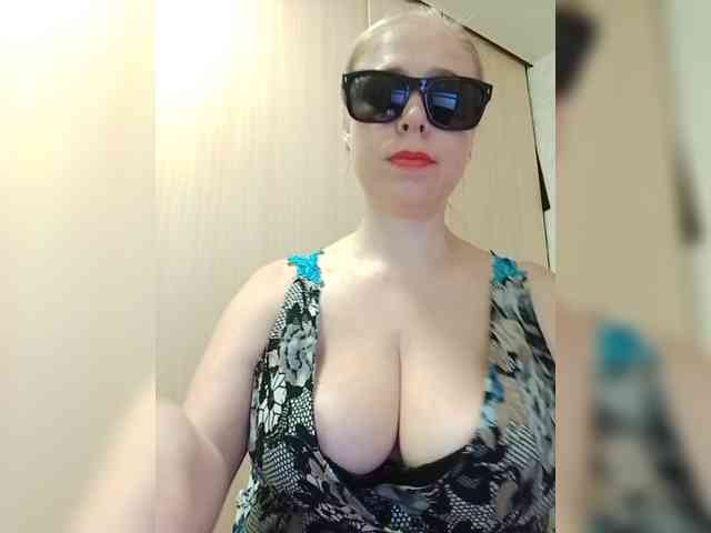 Dashulya666 webcam
