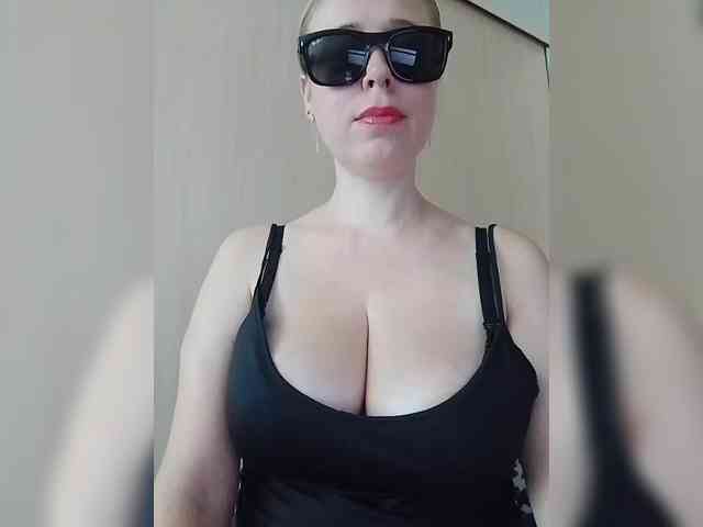 Dashulya666 webcam