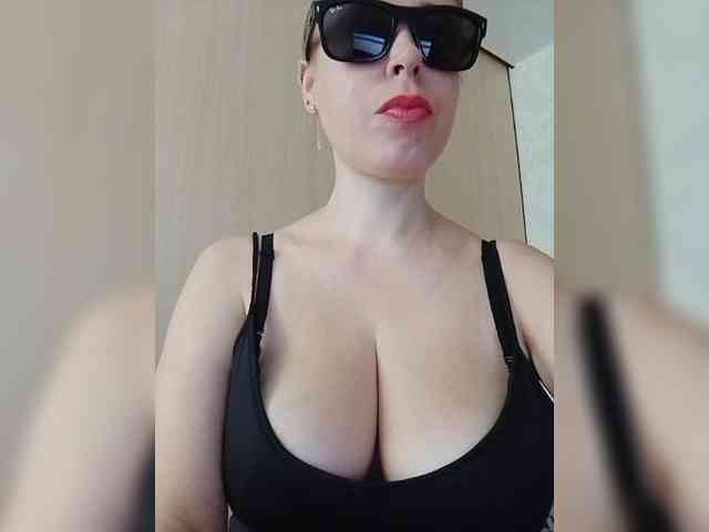 Dashulya666 webcam
