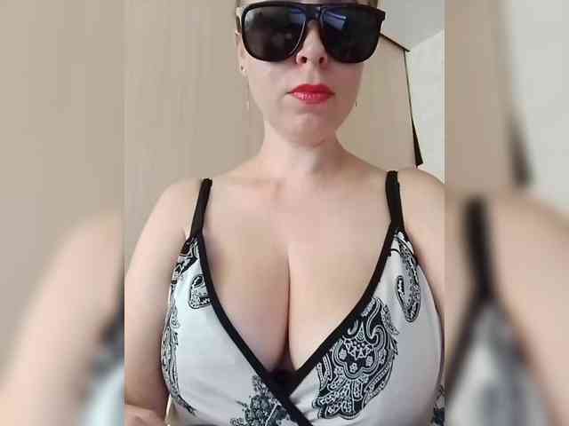 Dashulya666 webcam