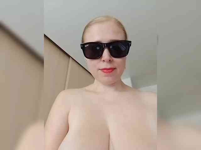 Dashulya666 webcam