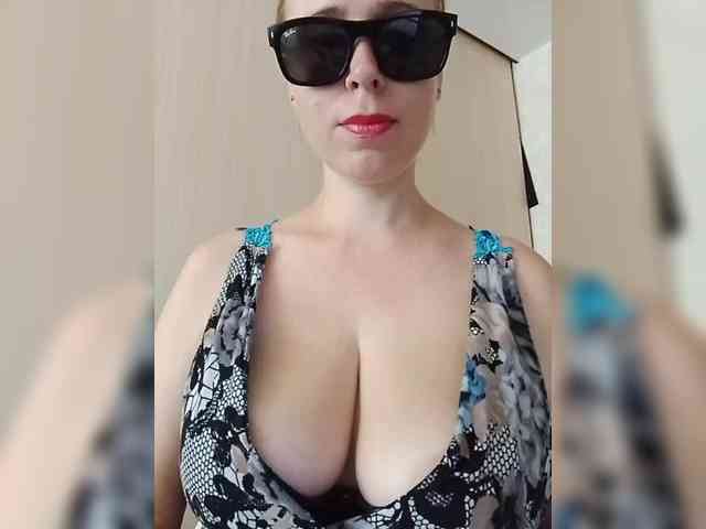 Dashulya666 webcam