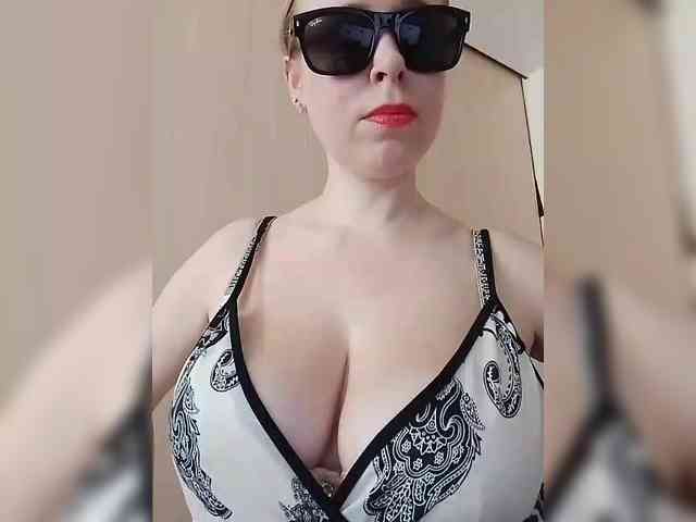 Dashulya666 webcam