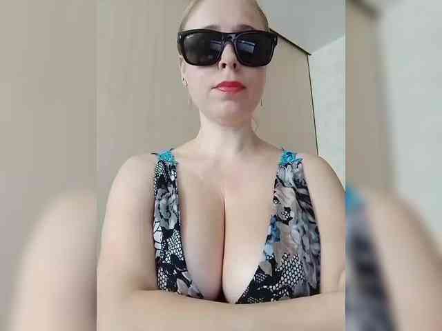 Dashulya666 webcam