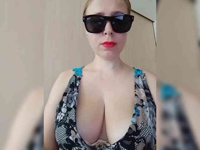 Dashulya666 webcam