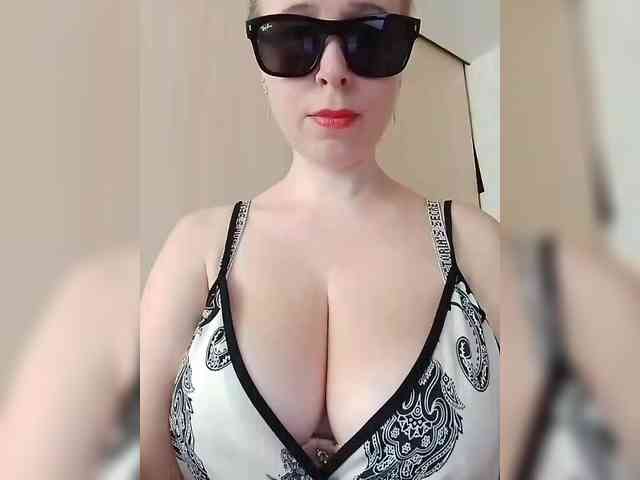 Dashulya666 webcam