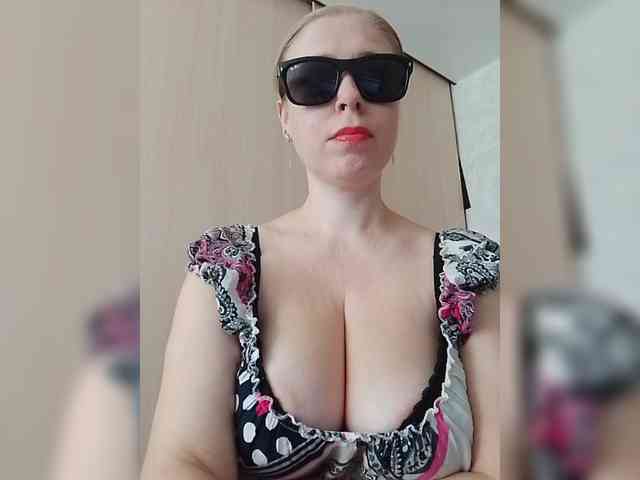 Dashulya666 webcam