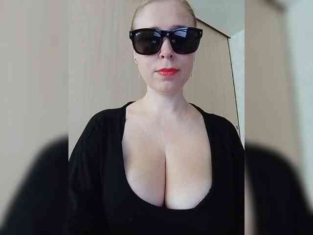 Dashulya666 webcam
