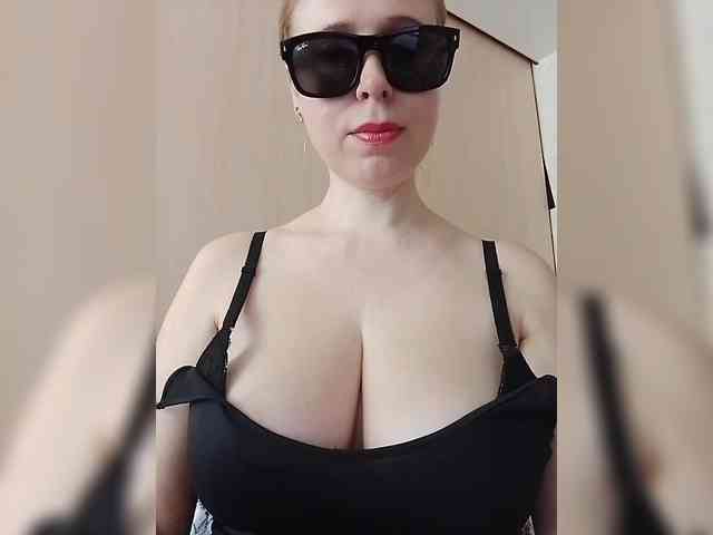 Dashulya666 webcam