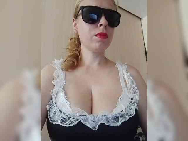 Dashulya666 webcam