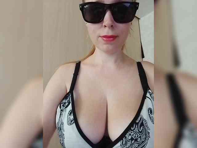 Dashulya666 webcam