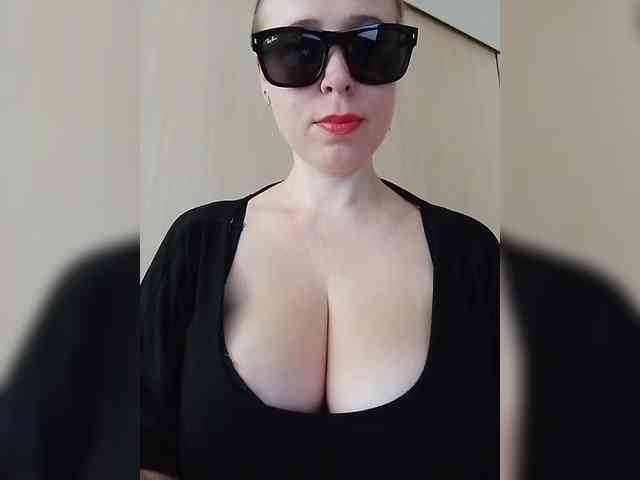 Dashulya666 webcam