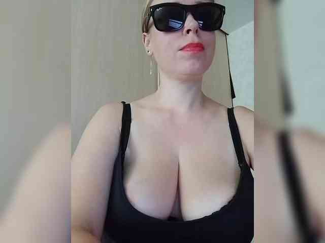 Dashulya666 webcam