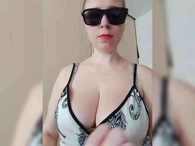 Dashulya666 webcam