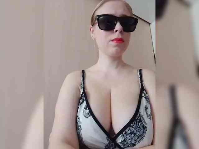 Dashulya666 webcam