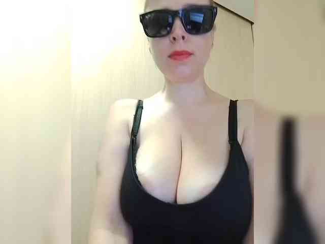 Dashulya666 webcam
