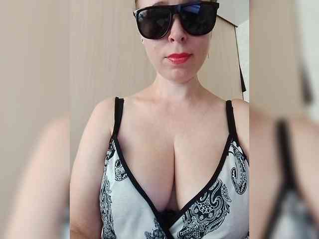 Dashulya666 webcam