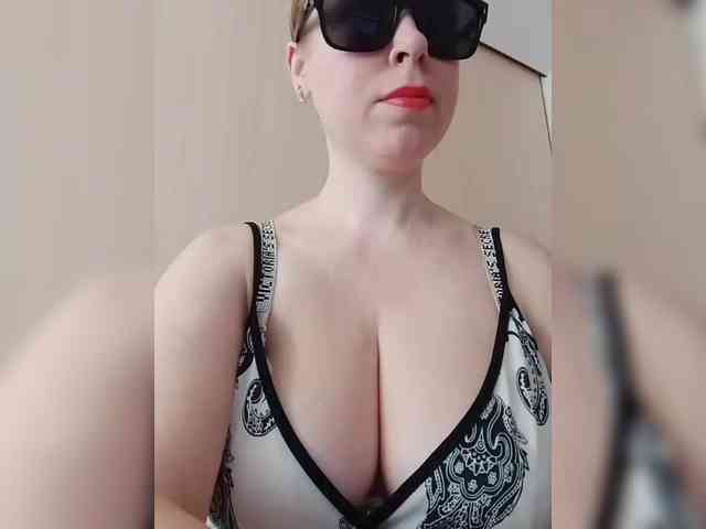 Dashulya666 webcam