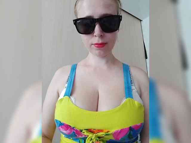 Dashulya666 webcam