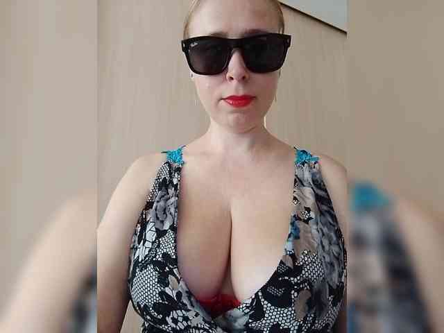 Dashulya666 webcam