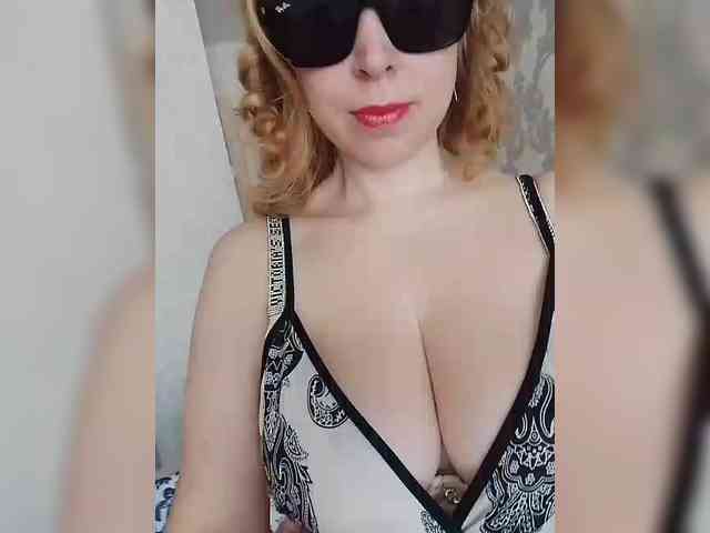 Dashulya666 webcam
