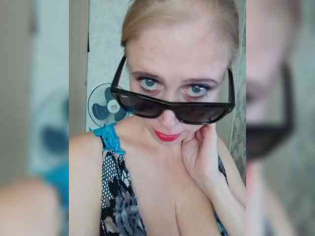 Dashulya666 webcam