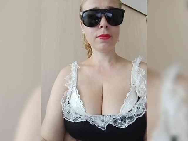 Dashulya666 webcam