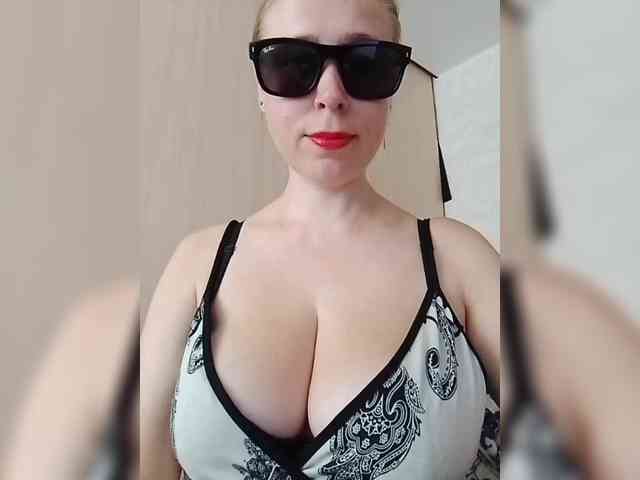Dashulya666 webcam
