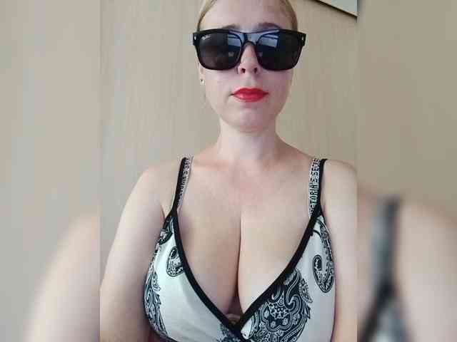 Dashulya666 webcam