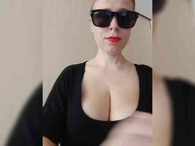 Dashulya666 webcam