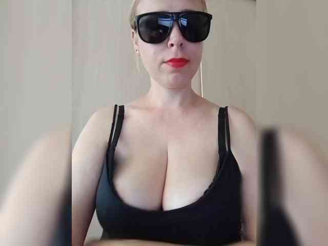 Dashulya666 webcam