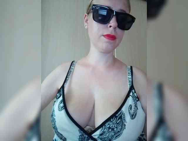 Dashulya666 webcam