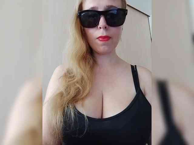 Dashulya666 webcam