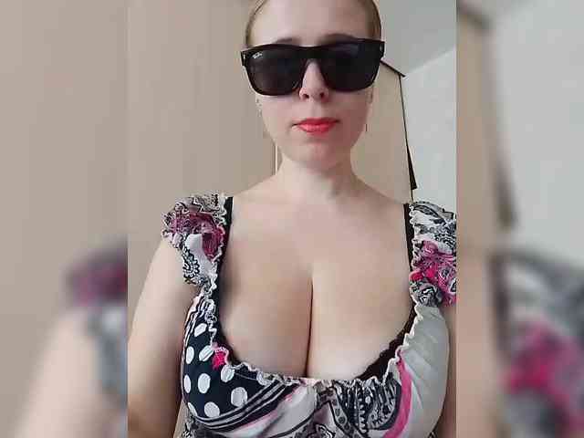 Dashulya666 webcam