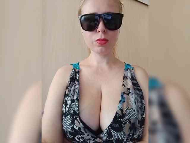 Dashulya666 webcam