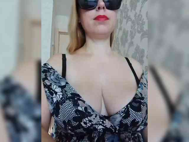 Dashulya666 webcam