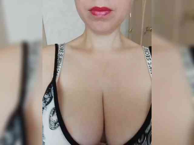 Dashulya666 webcam