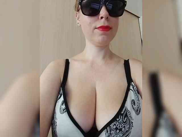Dashulya666 webcam